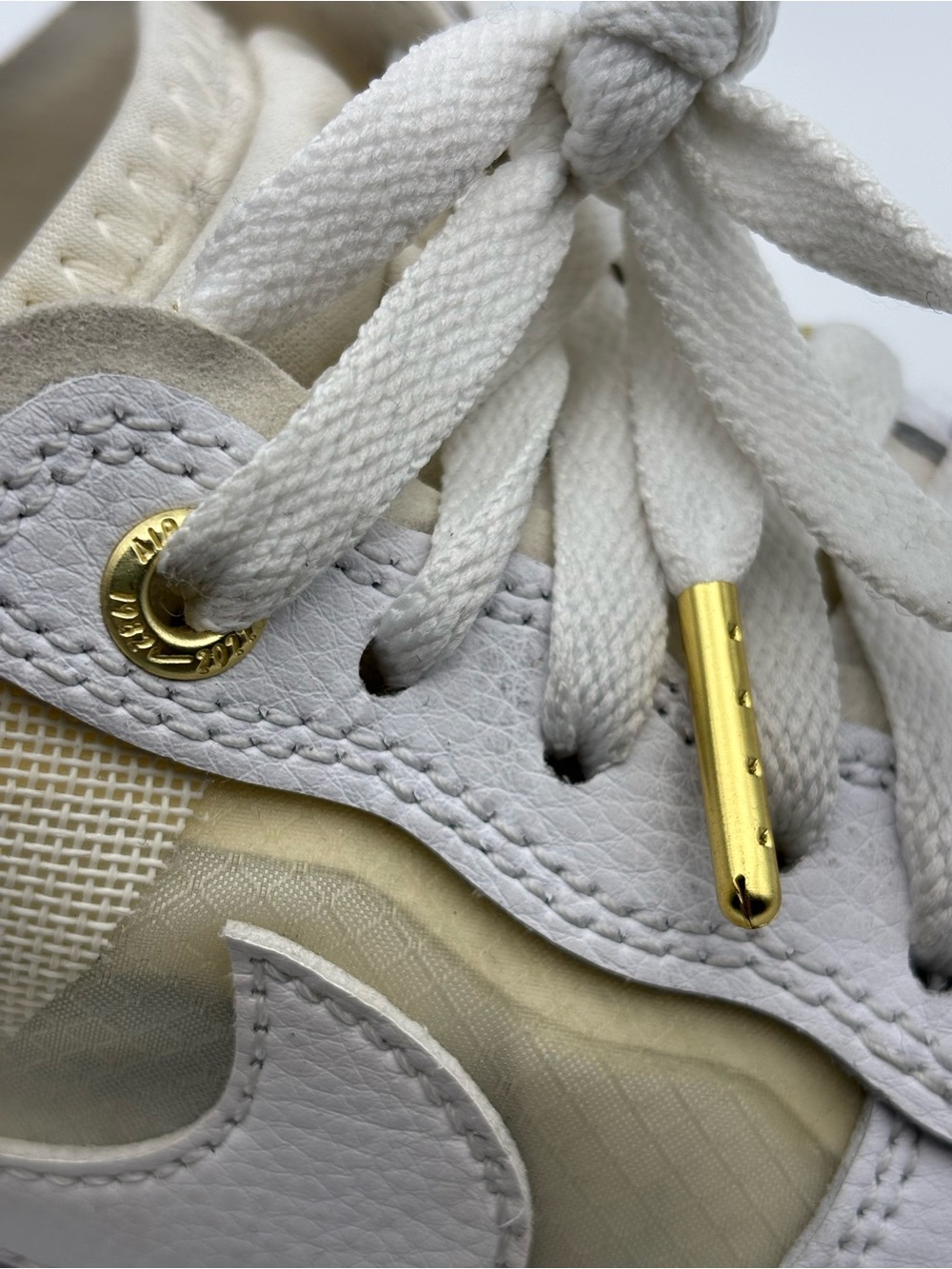 Nike Air Force Ones. Sz 6 men’s. - Picture 7 of 7